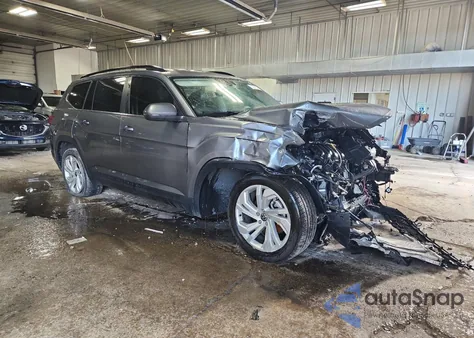 2021 Volkswagen Atlas Se из США, поврежденный, VIN 1V2WR2CA2MC579060